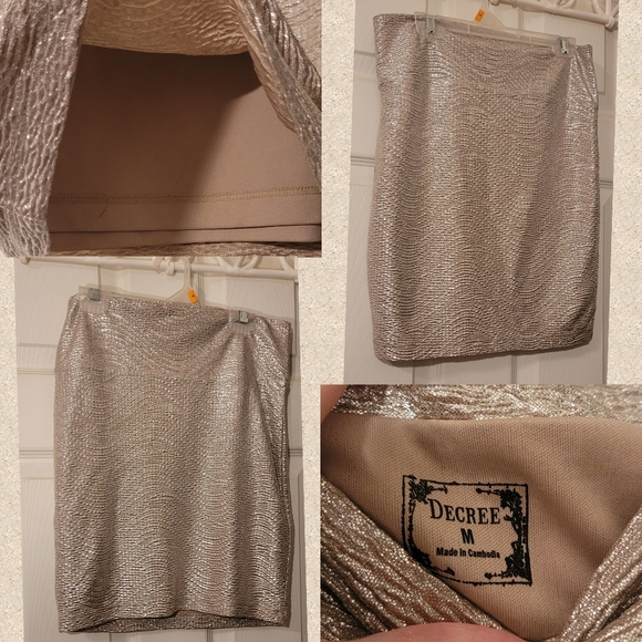 Decree Mini Skirt Shimmery Metallic-Size Medium - Picture 1 of 1